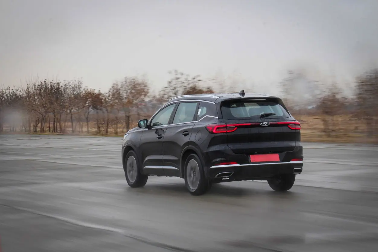 تیگو ۷ پرو پشت